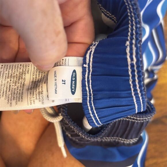 Old Navy Boys Striped Swim Shorts Size 2T Multicolor Quick-Dry - Picture 4 of 4